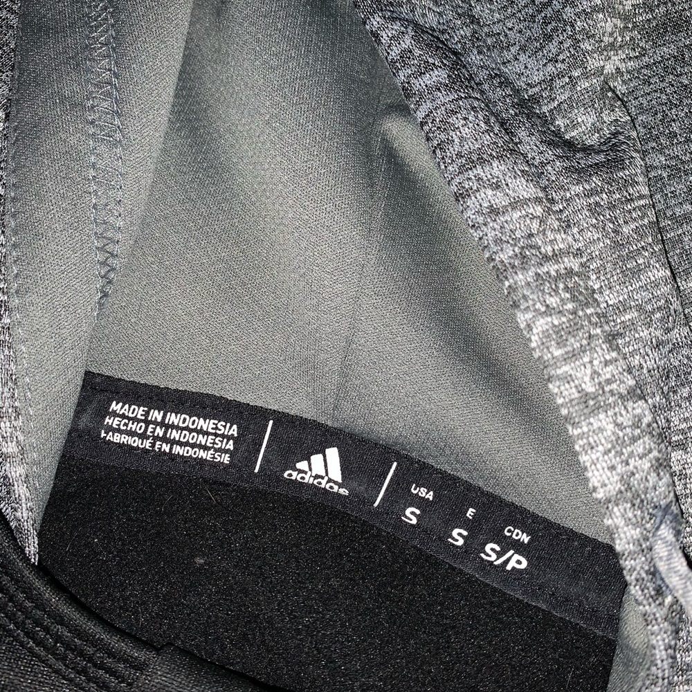 NHL Adidas jersey/sweatshirt - Picture 3 of 5